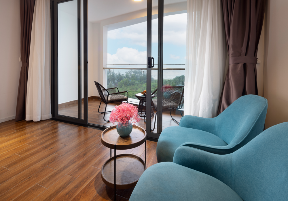 Deluxe Ocean View 7 1