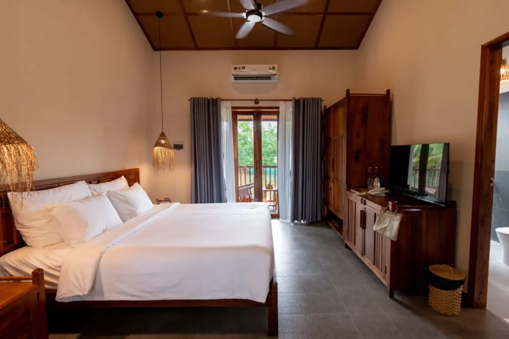 Villa Double Lake View