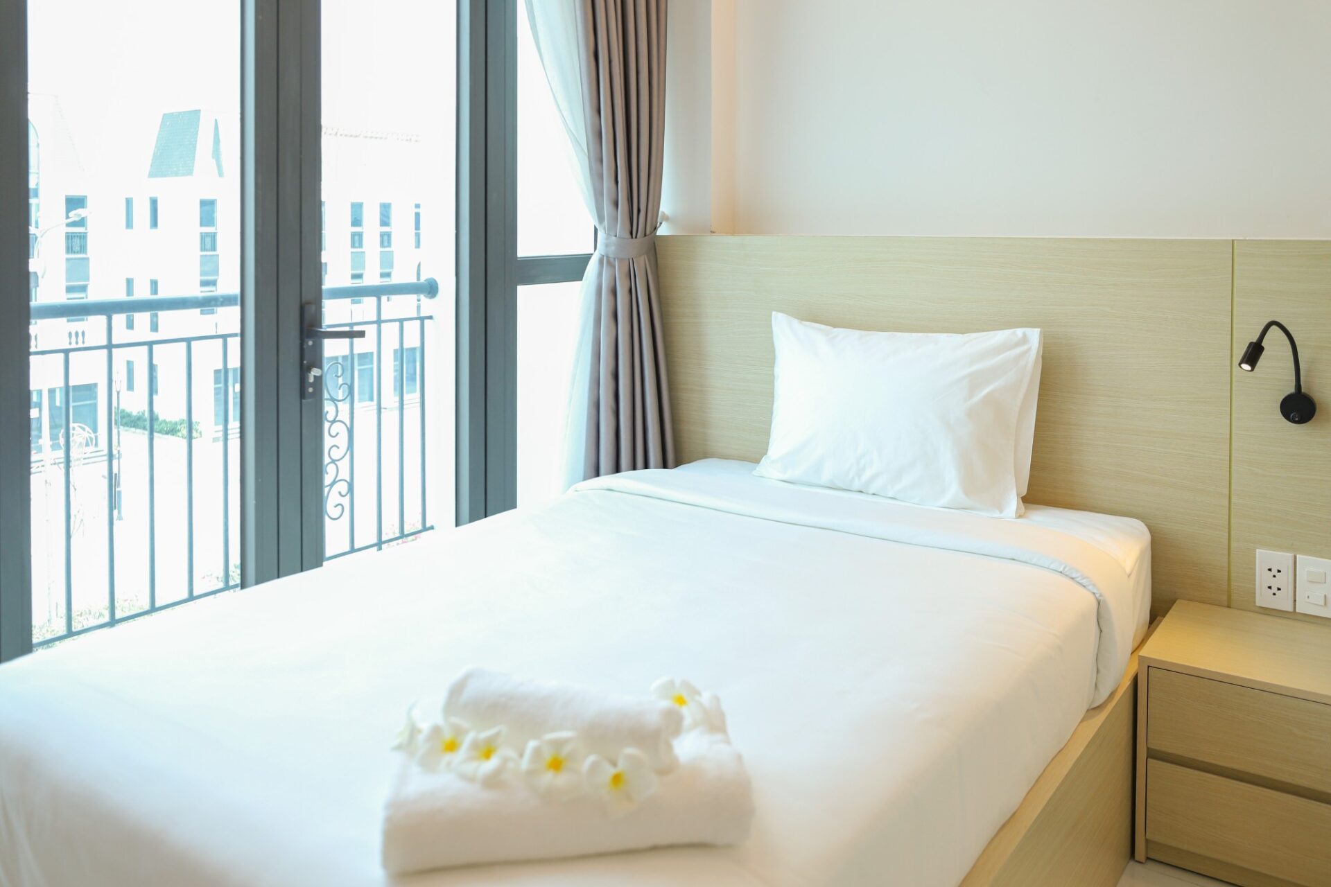 Deluxe Twin With Balcony