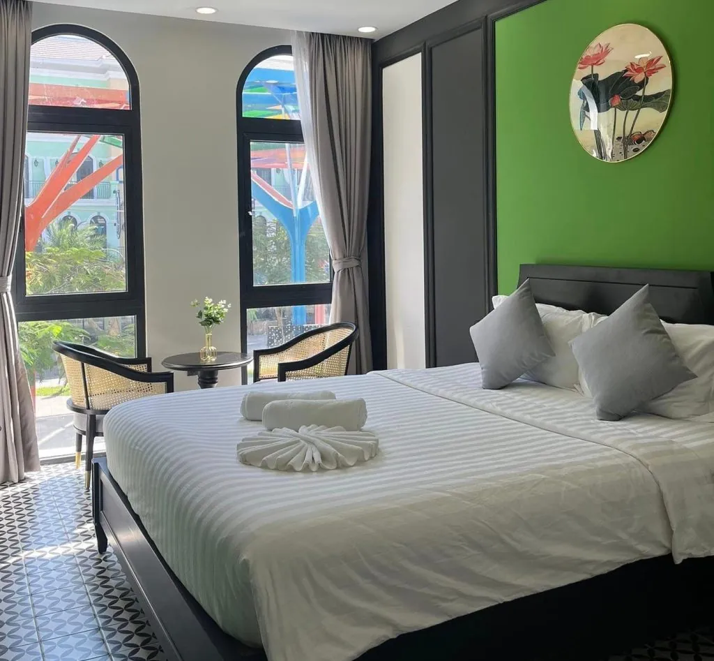 Window – Deluxe Double